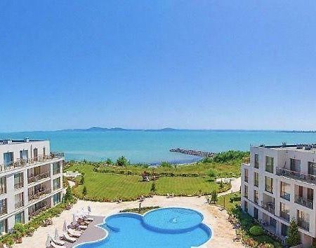 Studio In Diamond Beach Burgas Bagian luar foto