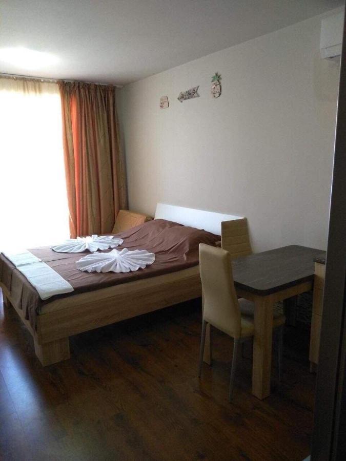 Studio In Diamond Beach Burgas Bagian luar foto