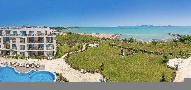 Studio In Diamond Beach Burgas Bagian luar foto